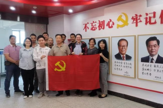 图1.png