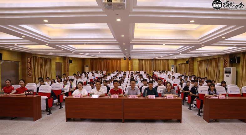 图1：演讲比赛决赛现场.jpg