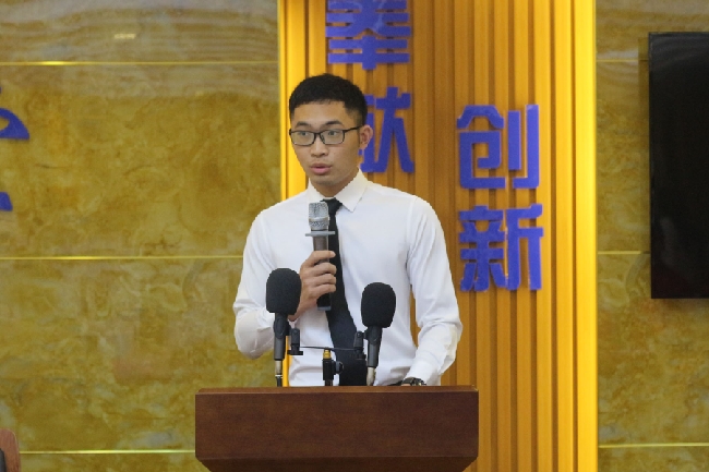 图16：优秀勤工代表发言.jpg