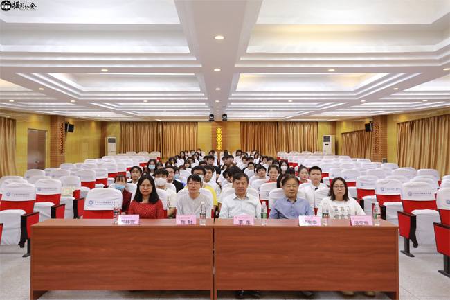 图1：演讲比赛决赛现场.jpg